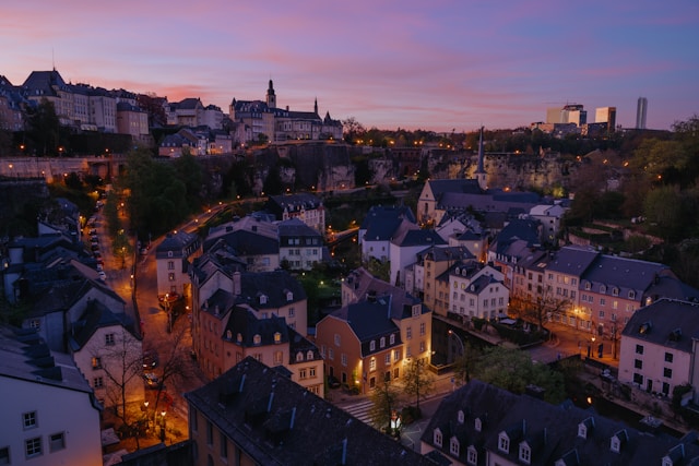 eSIM Luxemburg — mobil adatcsomag Luxemburgba
